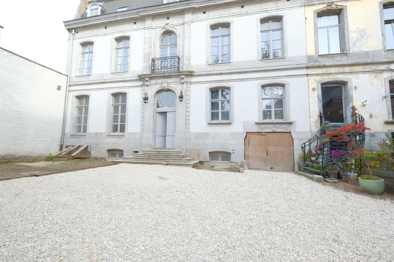 La Maison De La Duchesse De La Valliere - Chambre Rosaline - Parking Prive Gratuit มงส์ ภายนอก รูปภาพ